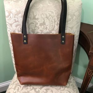 Portland Leather Classic Tote